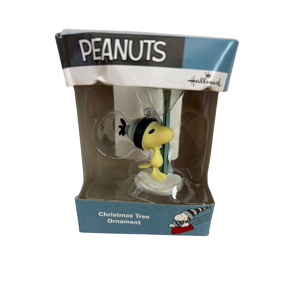 Hallmark Schulz Peanuts WOODSTOCK Winter Hat Holding Snow Skis Holiday Ornament